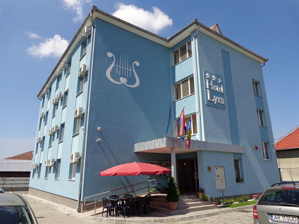Hotel Lyra Oradea Extérieur photo